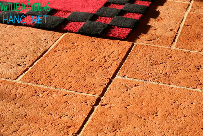 Dựa vào thiết kế tổng quan xung quanh để có chọn màu gạch lát sân thượng phù hợp