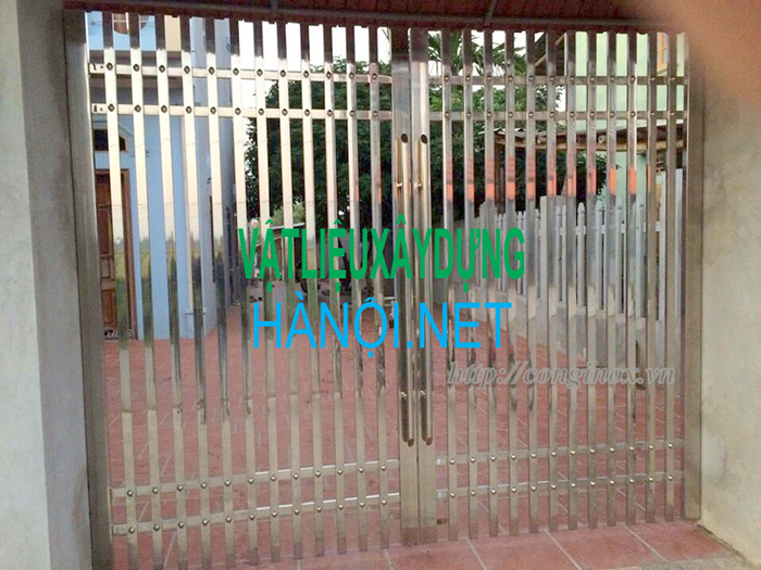 Mẫu cửa cổng, cửa ra vào inox 2 cánh thiết kế bền đẹp nhất