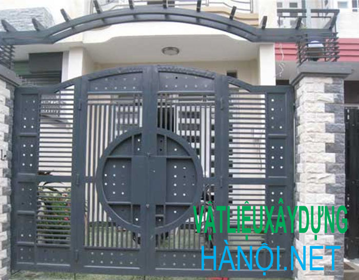 Mẫu cửa sắt hộp 2 cánh, 4 cánh đơn giản