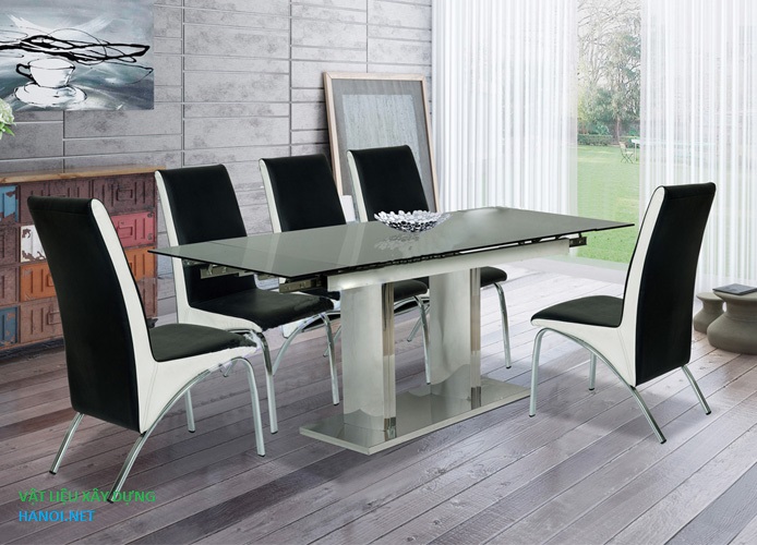 kính cường lực làm bàn ăn