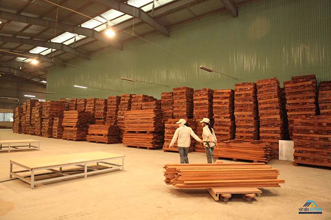 Nhược điểm của sàn gỗ tự nhiên