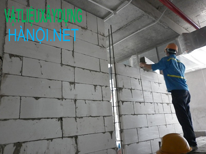 Xây nhà bằng gạch không nung nên hay không?