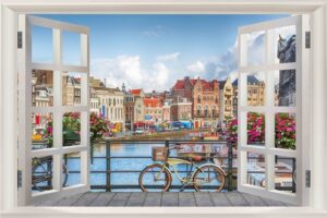 Vẽ tranh tường tại Lào Cai