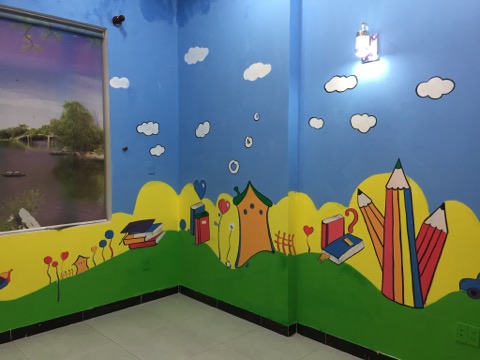 vẽ tranh tường trung tâm tiếng anh