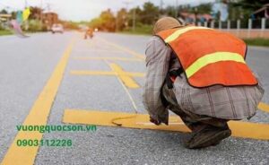 Thi công sơn kẻ vạch giao thông